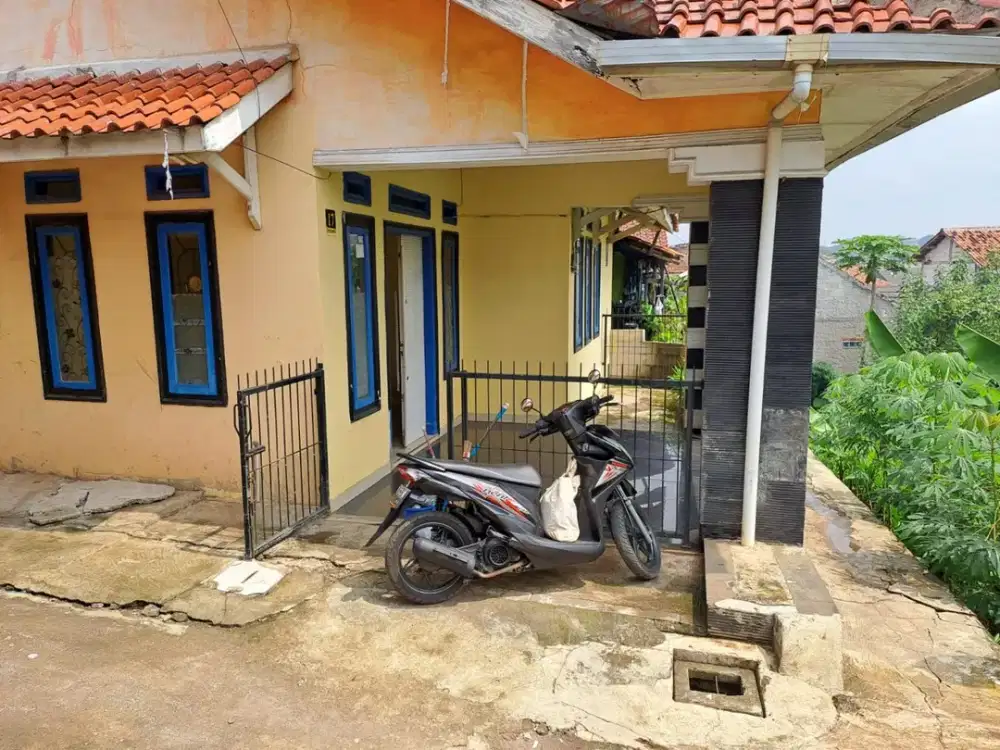 Dijual Rumah Cilengkrang, Dekat A.H. Nasution - 600 Jutaan