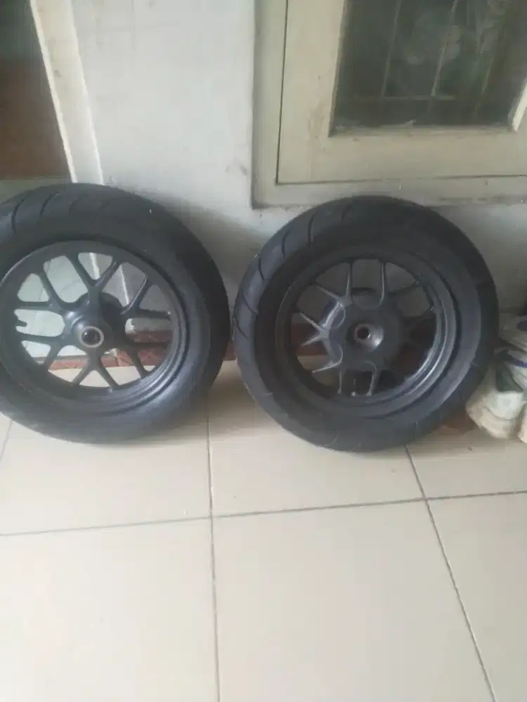 Velg scupy ring 12 buatan 2022/ + ban