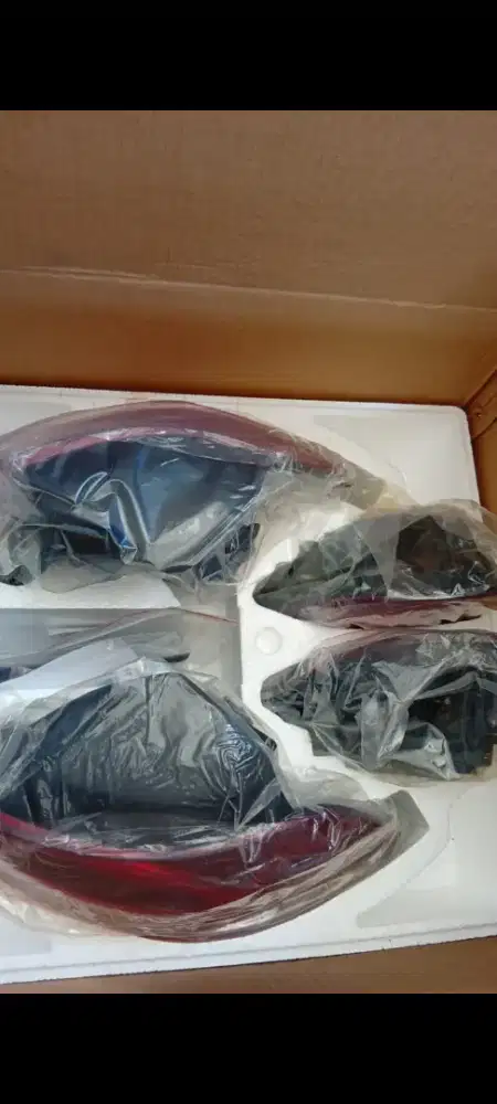 Lampu belakang volkswagen golf