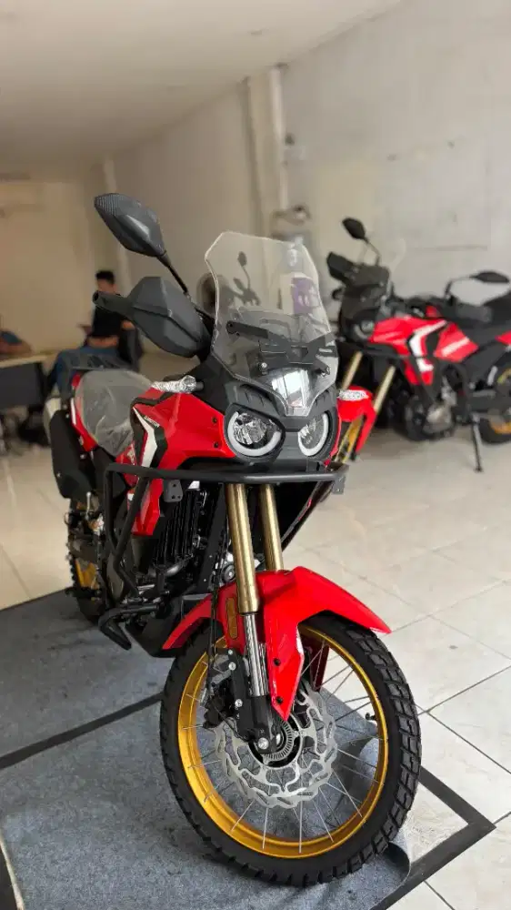 Tourino 250DX dari QJ MOTOR