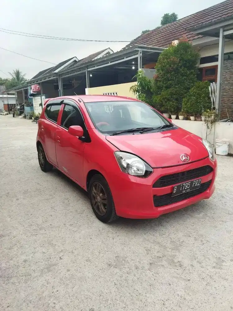 daihatsu ayla (2015)