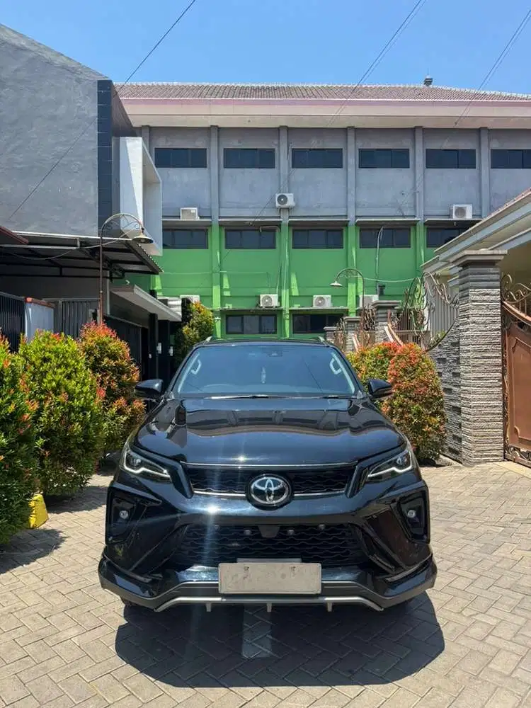 Toyota Fortuner 2025 2.8 GR 4x2 TSS legender
