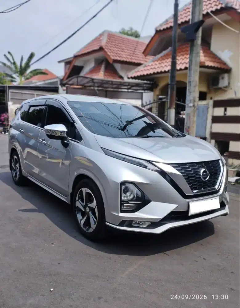 Nissan Livina VL AT 2019 silver