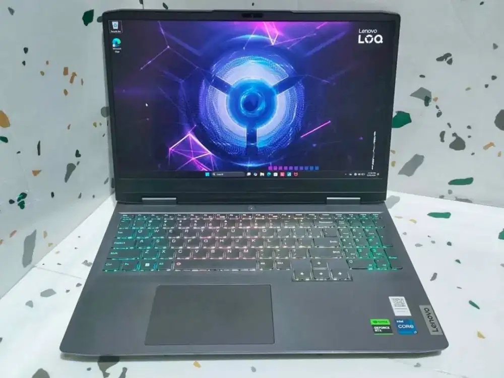 Lenovo LOQ 15IRH8 i7-13620H RTX 4050