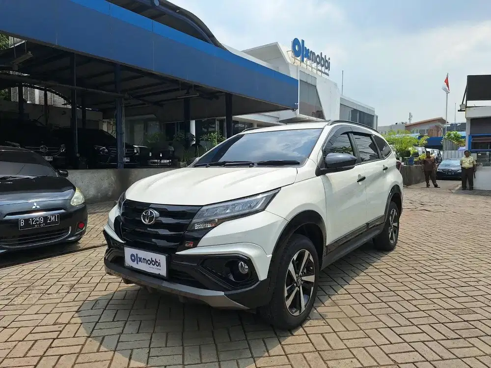PROMO WEEKEND SALE - Toyota Rush 2025 EIC