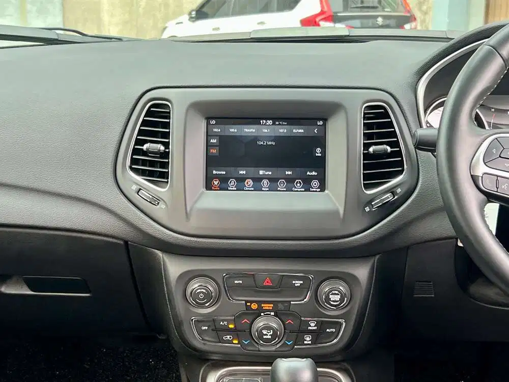 Jeep Compass 2019 Bensin