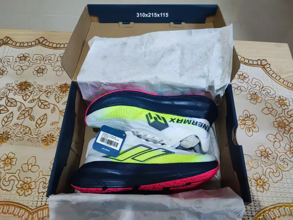 sepatu baru merk mills