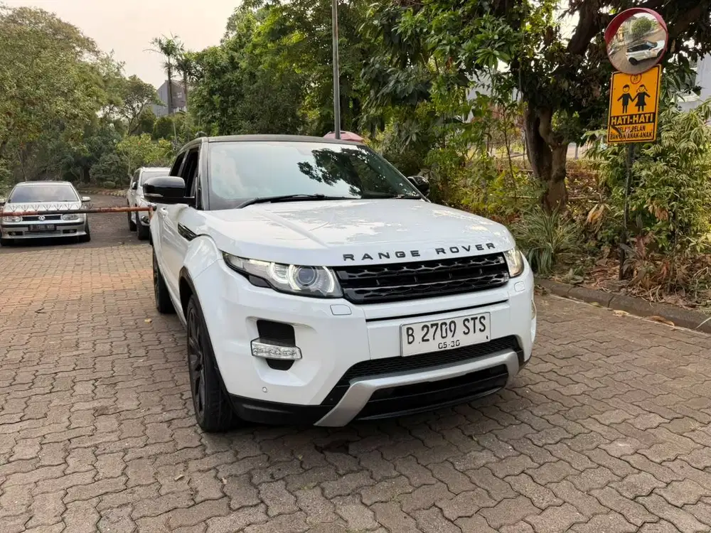 [MURAH]RANGE ROVER EVOQUE DYNAMIC WHITE 2012 PAJAK PANJANG!