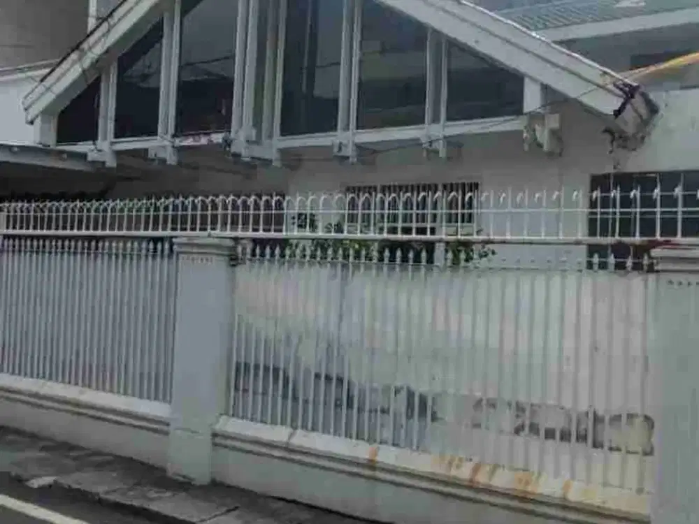 Dijual Cepat Rumah Kawasan Jakarta Pusar Sangat Strategis