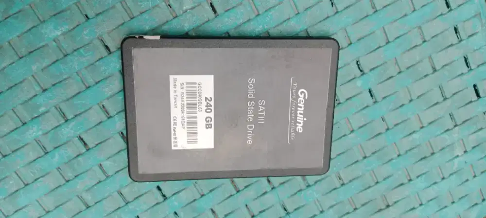 SSD 240GB Kesehatan 100%