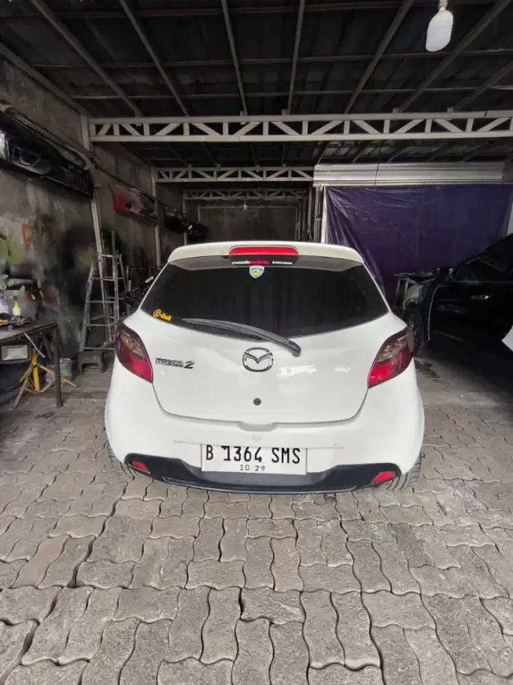 Mazda 2 at  V 2013 Non Skyactive