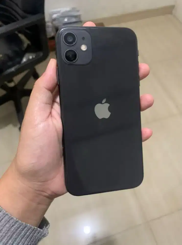 Iphone 11 ibox tangan pertama