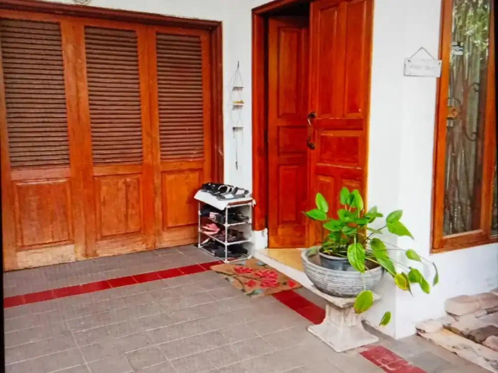 Rumah luas di Metland Menteng, Cakung Jakarta Timur
