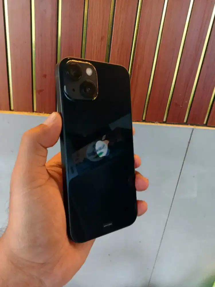 iPhone 13 Basic 128 ex iBox full set original
