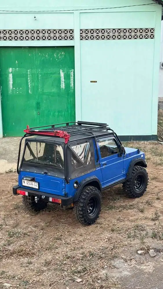 Suzuki Jimny 1987 Bensin