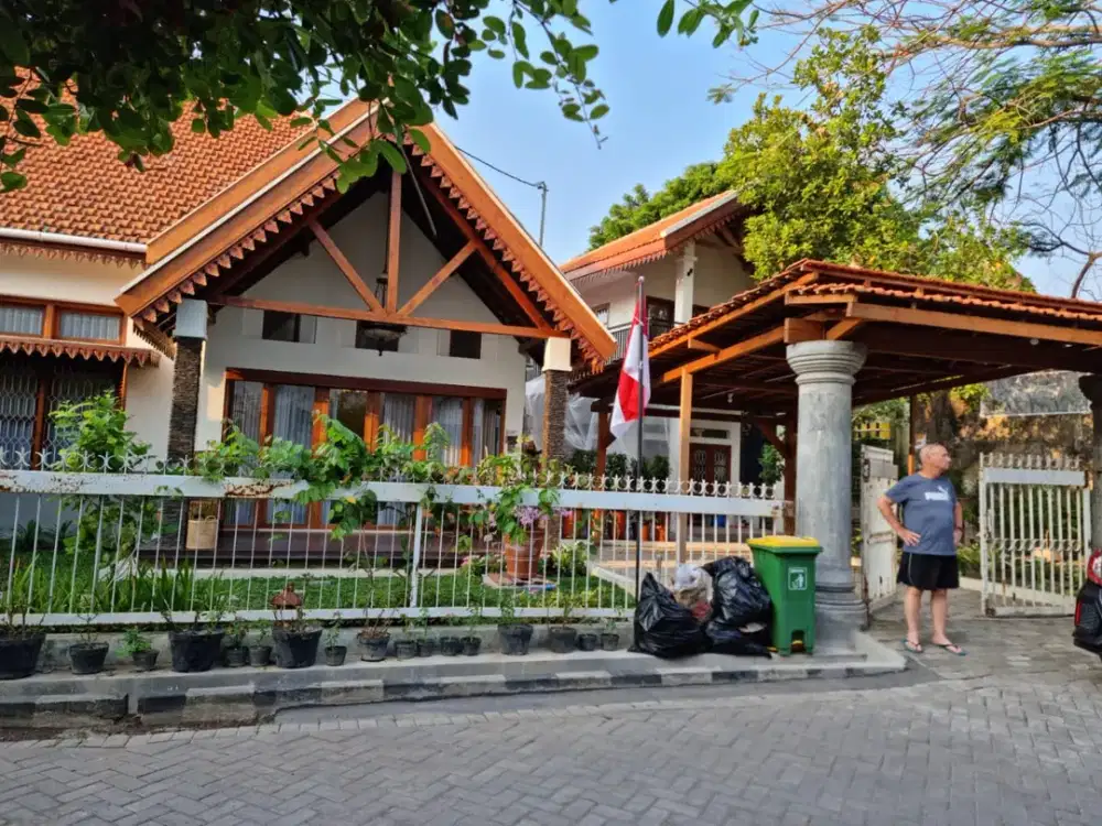 Rumah Bedadung Tengah Kota - Sudah Full Renovasi