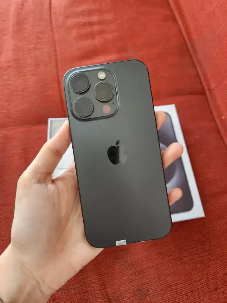 IPHONE 15 PRO 128GB SECOND RESMI FULLSET