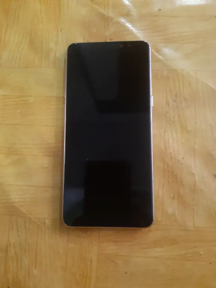 Samsung a8 plus