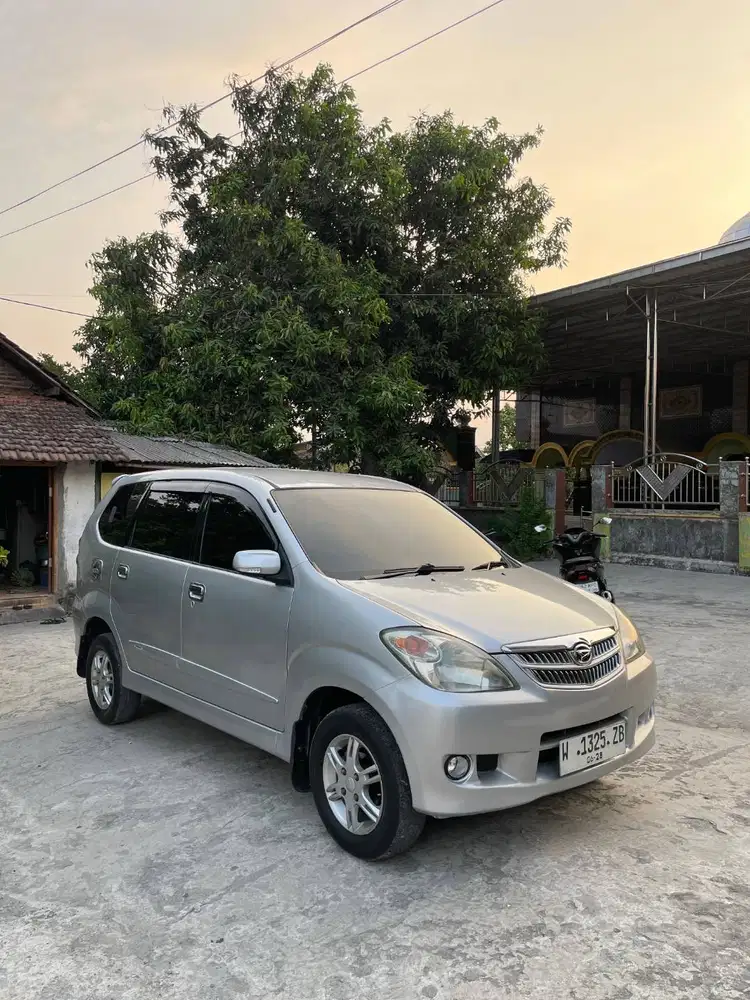 Daihatsu Xenia Xi VVT-i 1.3 2010