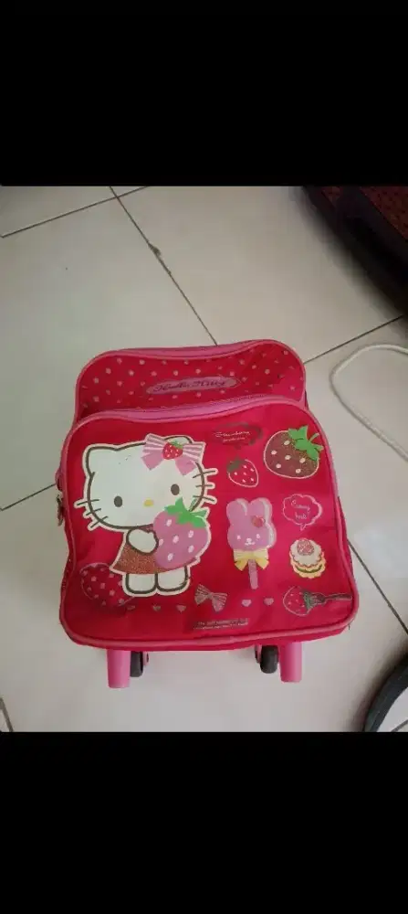 Dijual trolley tas anak dan baju celana anak siap pakai