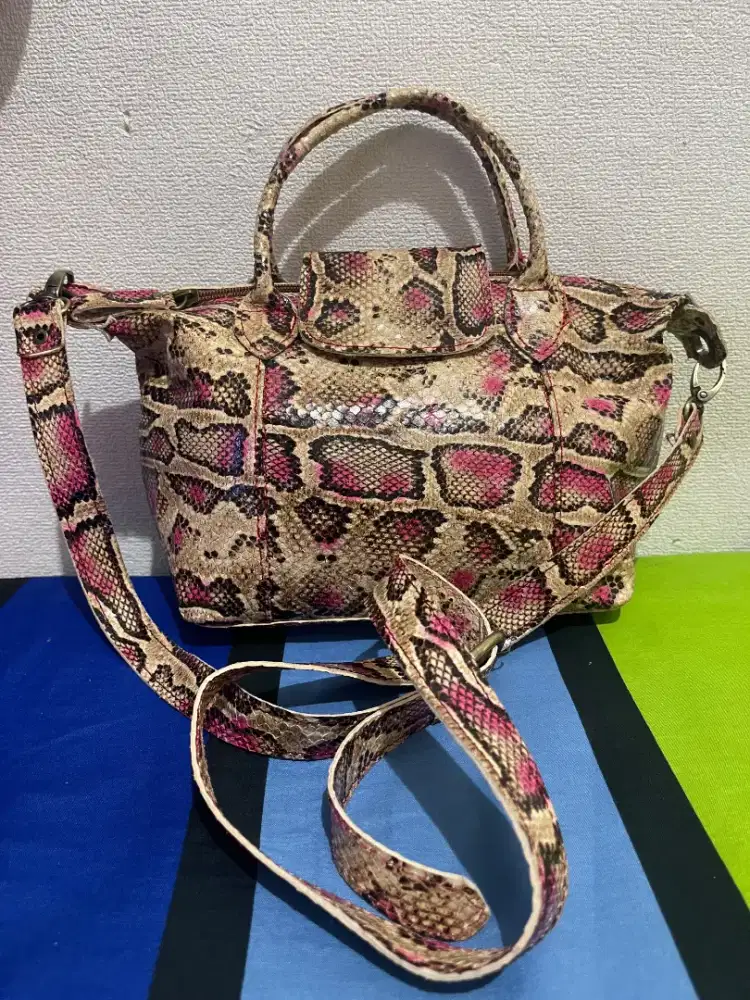 Sling Motif Baru