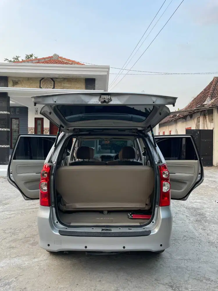 Daihatsu Xenia Xi VVT-i 1.3 2010