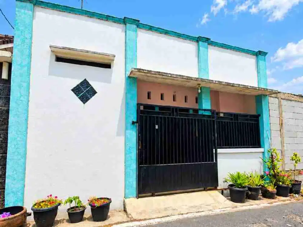 rumah second siap huni dekat jalan raya mangesti di gentan