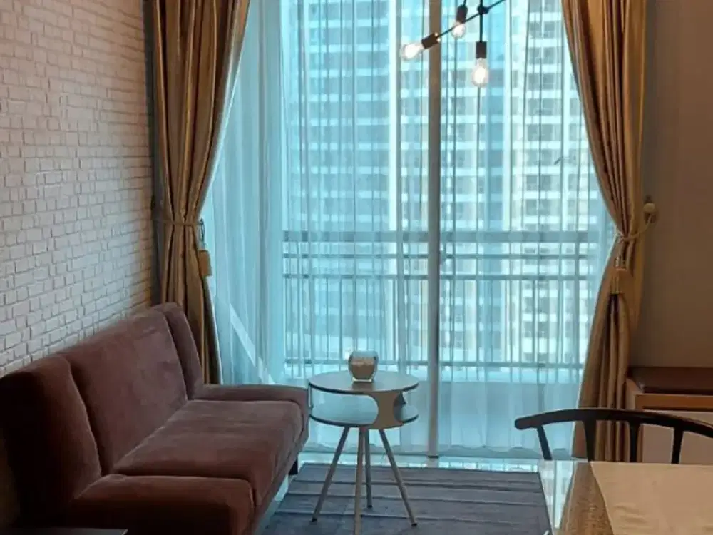 Disewakan unit apartemen Central Park, 1BR, view city