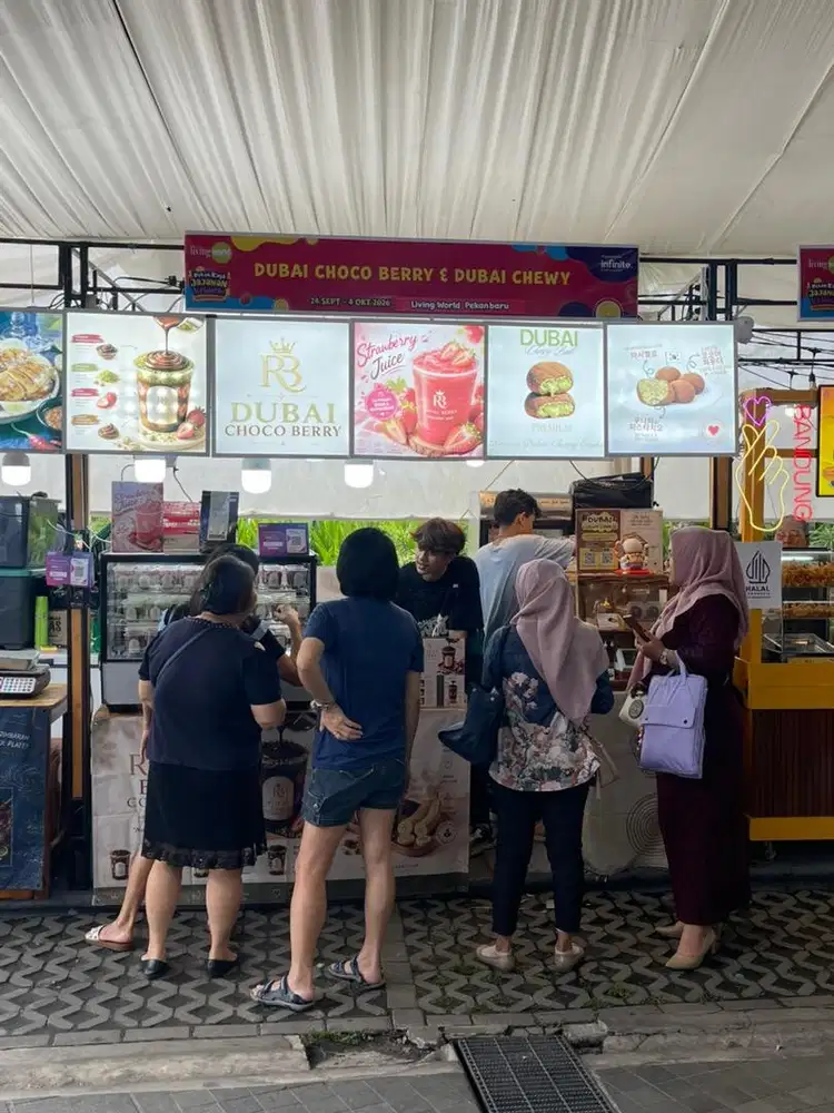 Urgent Cari Karyawan Stand Makanan