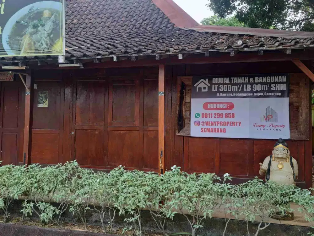Rumah Unik Klasik Kayu Stategis  Hook LT 300m² Di Kedungpane Mijen Semarang