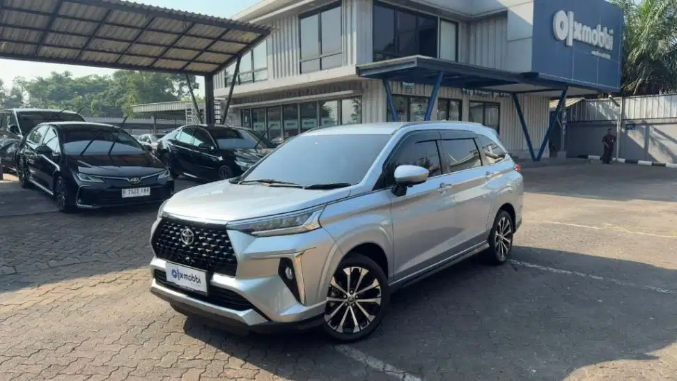 Pajak Panjang - Toyota Avanza 1.5 Veloz Q Bensin-AT 2022