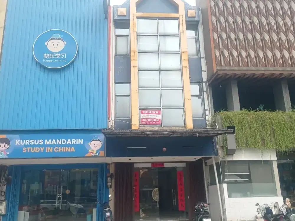 DISEWAKAN RUKO JL BOULEVARD UTAMA GADING SERPONG BLOK BA3 DEKAT MALL SUMMARECON