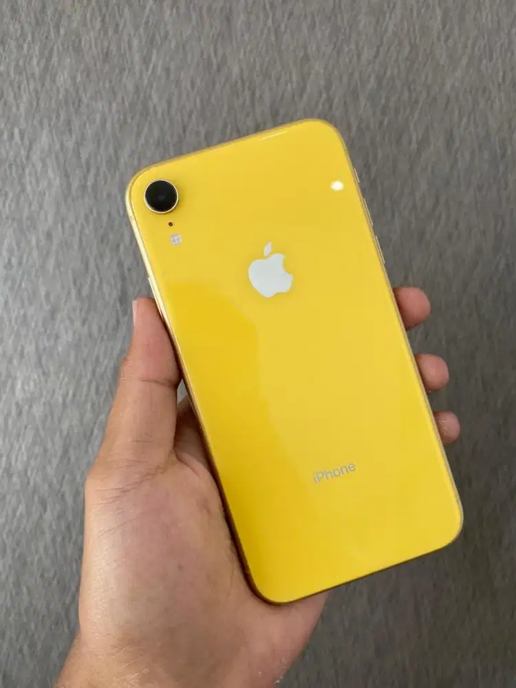 Iphone Xr 128gb fullset sinyal all operator garansi permanen
