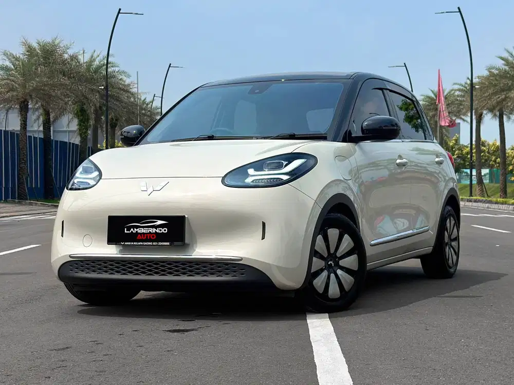 WULING BINGUO EV PREMIUM RANGE 410KM LOW ODO 2024 COKLAT MUDA