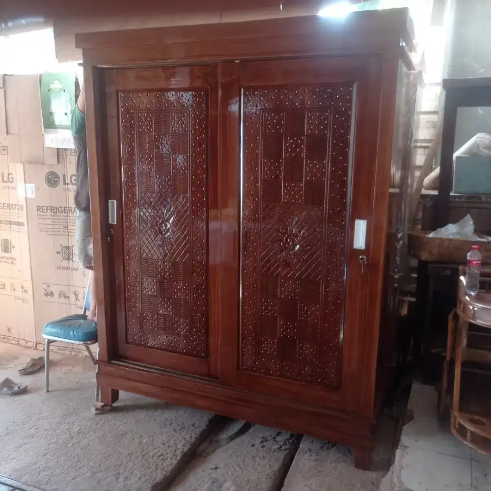 Lemari pintu 2 jumbo sliding door