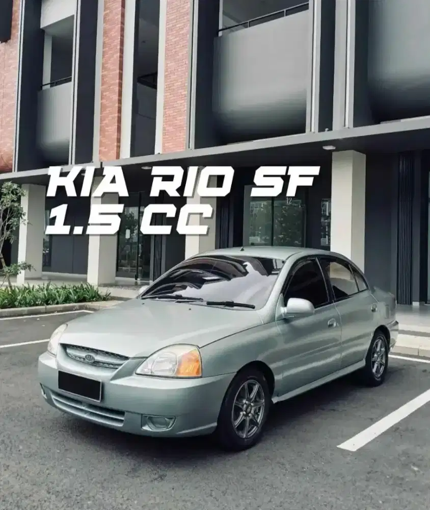 Kia Rio sf 2004/sedan/mobil bekas