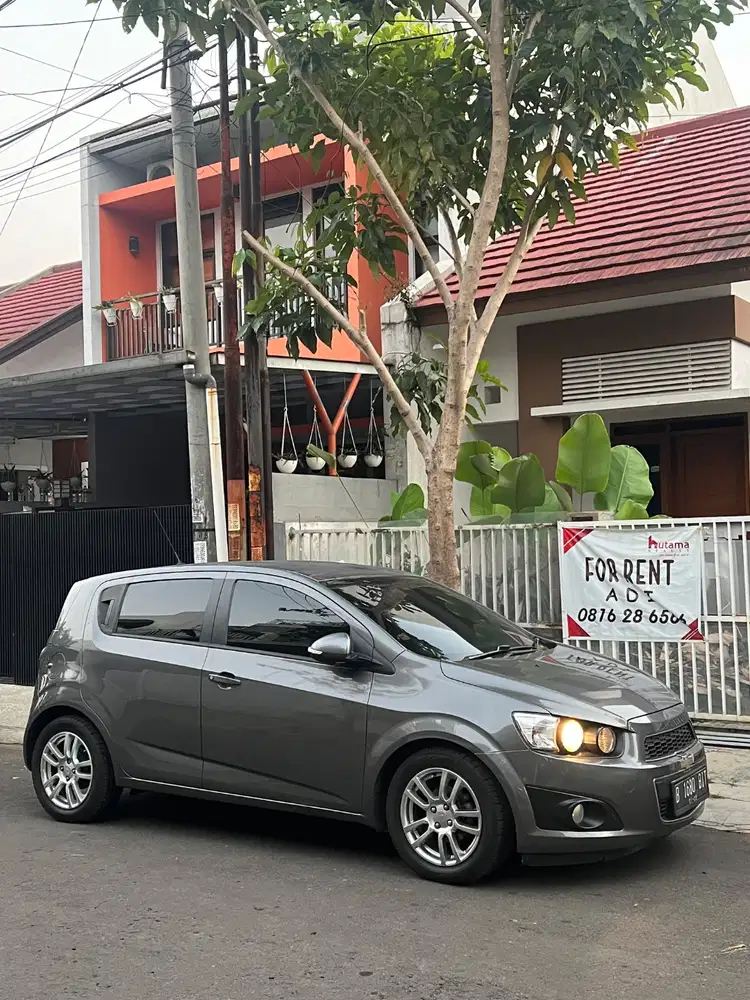 Dijual chevrolet aveo sonic 2014 automatic