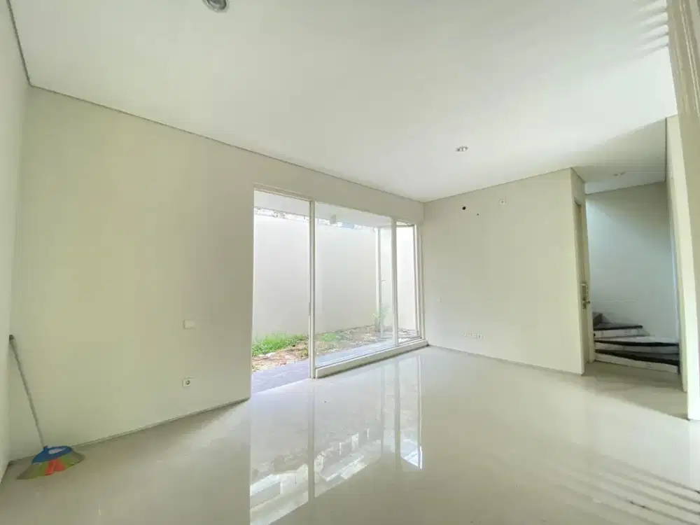 Strategis Minimalis Rumah Pelican Hill Citraland - boleh Nego