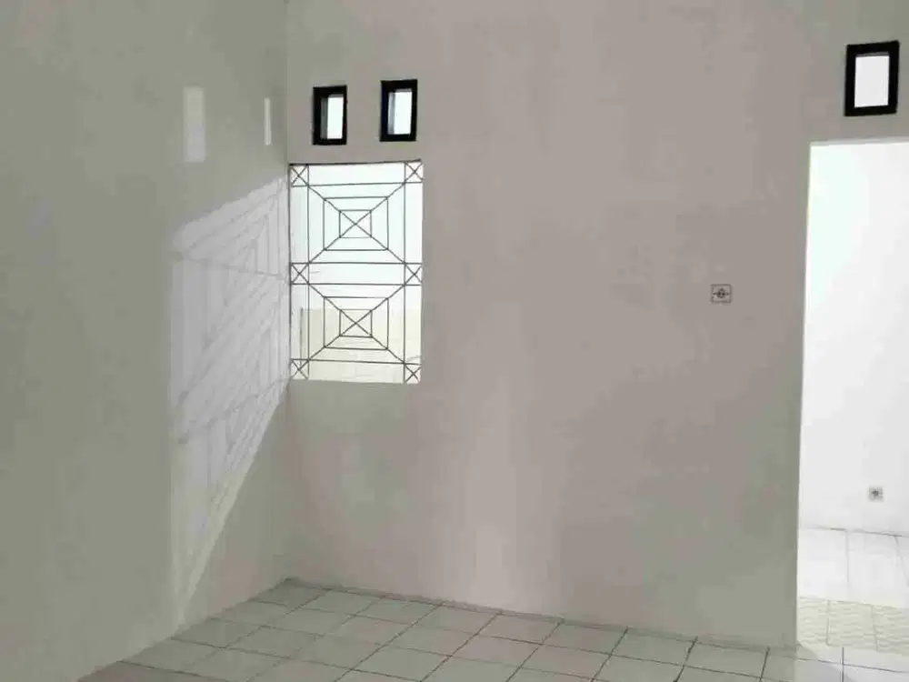 DISEWAKAN RUMAH NYAMAN SIAP HUNI DI GRAHA RAYA SERPONG UTARA TANGSEL