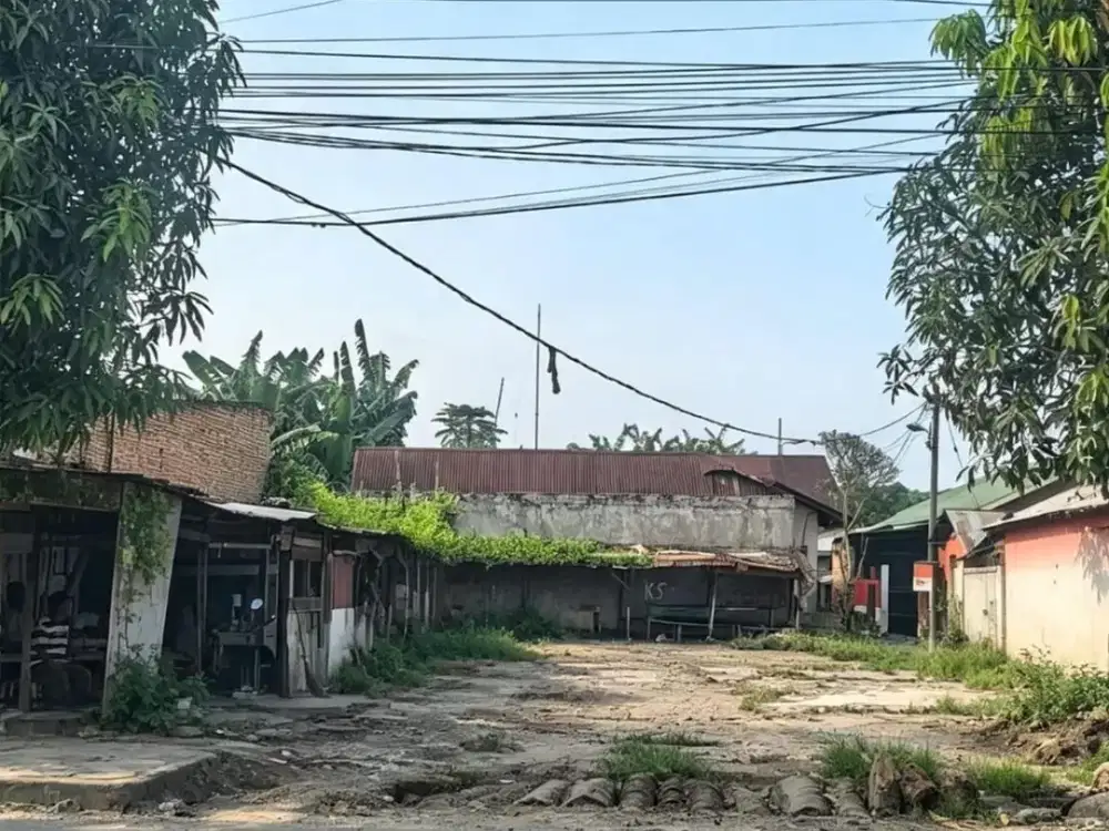 DIJUAL CEPAT RUKO LUCKVILLE BOULEVARD – 3 LANTAI HARGA BISA NEGO