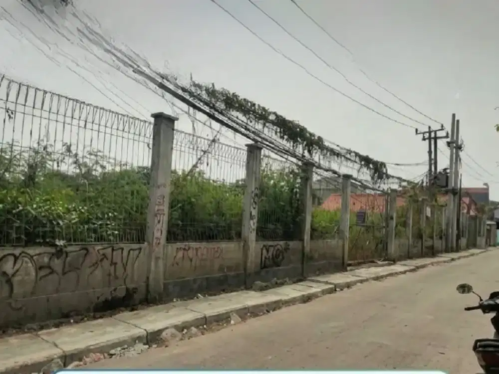 Disewakan tanah persegi dgn akses 2 gerbang masuk di kalideres/ kamal jakarta barat