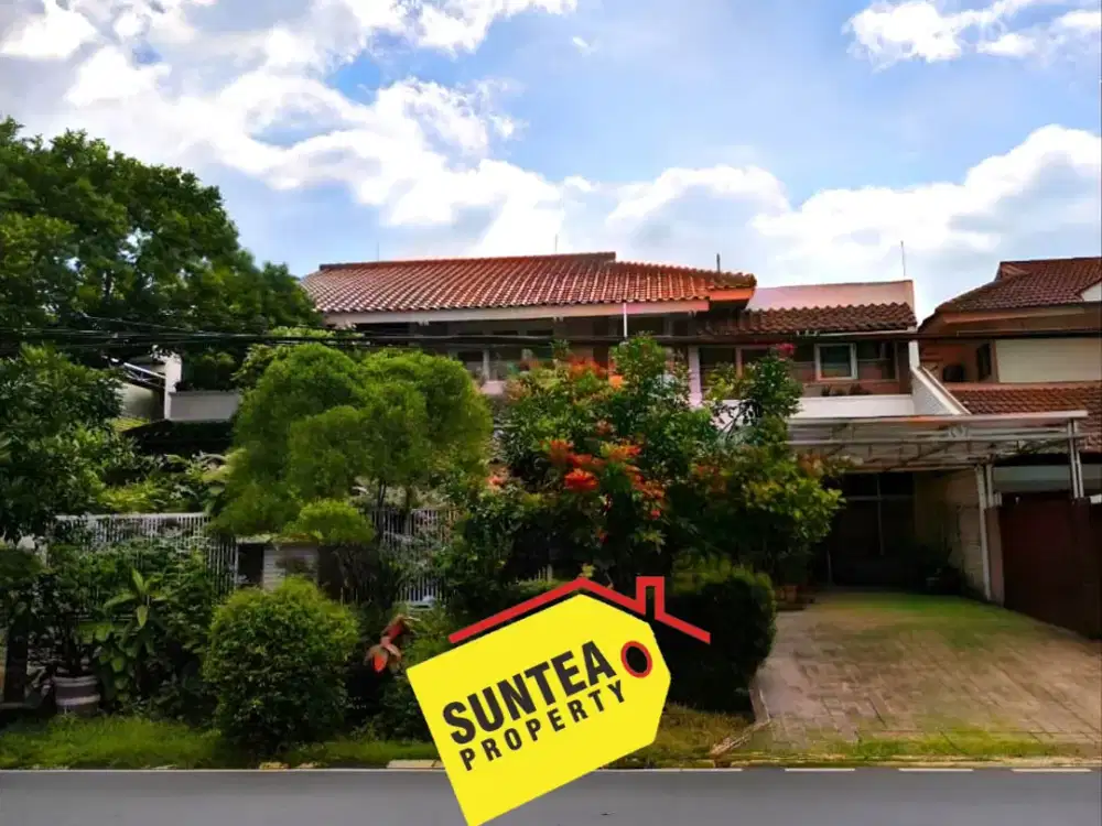 HOT DEAL! Rumah 3 Lantai Besar & Elegan LB 600m² Karaoke + BBQ Area Pondok Indah Jakarta Selatan Nego Tipis!