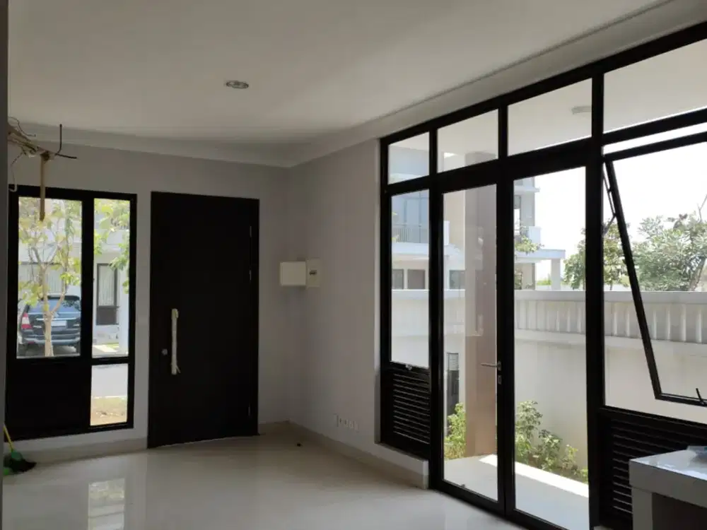 TERMURAH DIJUAL RUMAH NYAMAN SIAP HUNI SEMI FURNISHED POSISI HOEK LOKASI DI PODOMORO PARK CLUSTER FASHAGRIYA BANDUNG