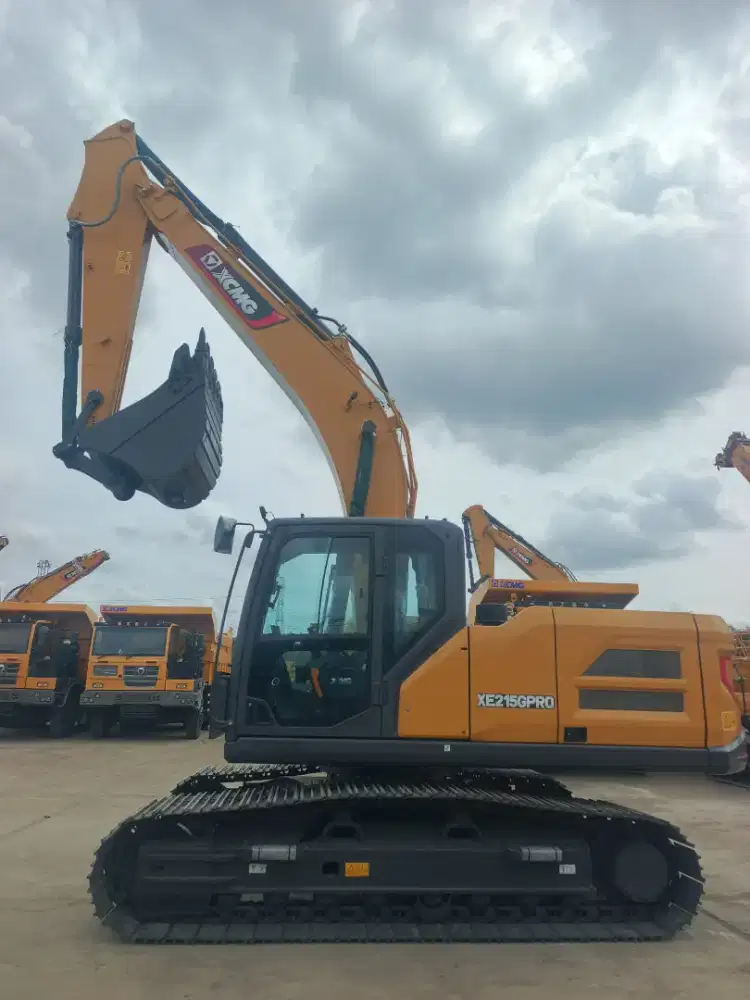 XCMG Excavator 20 ton XE215G 30 ton XE370G