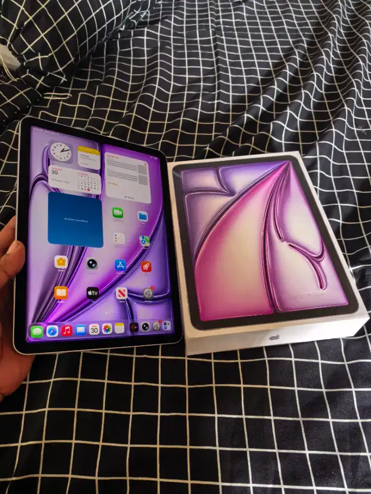 Ipad Air 11inch(M3) 256gb wifi ibox unit+box No acc baca deskripsi