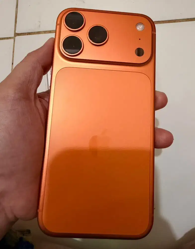 Iphone 17 pro max garansi resmi
