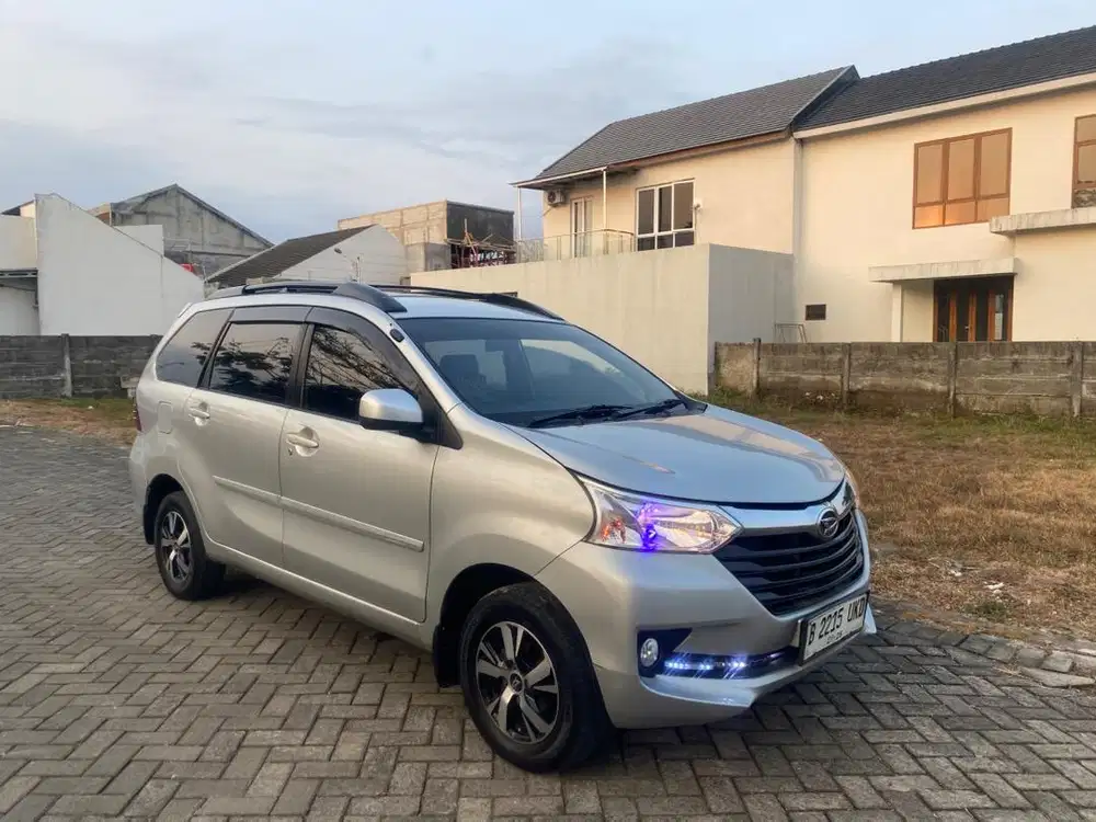 DAIHATSU XENIA R MT 2018 KM LOW