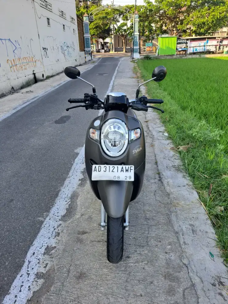 Scoopy fi 2018 murah