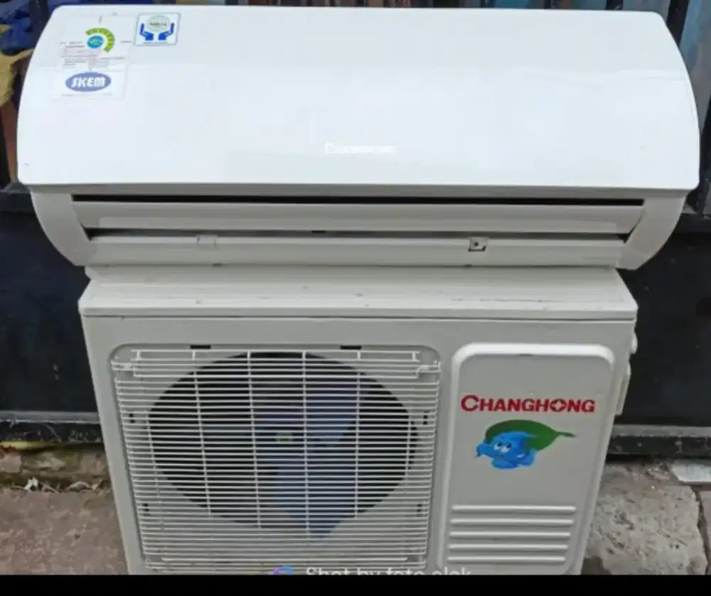 Jual ac chabghing 1/2 pk R 32 lowwat 360 watt kondisi 95% ori semua