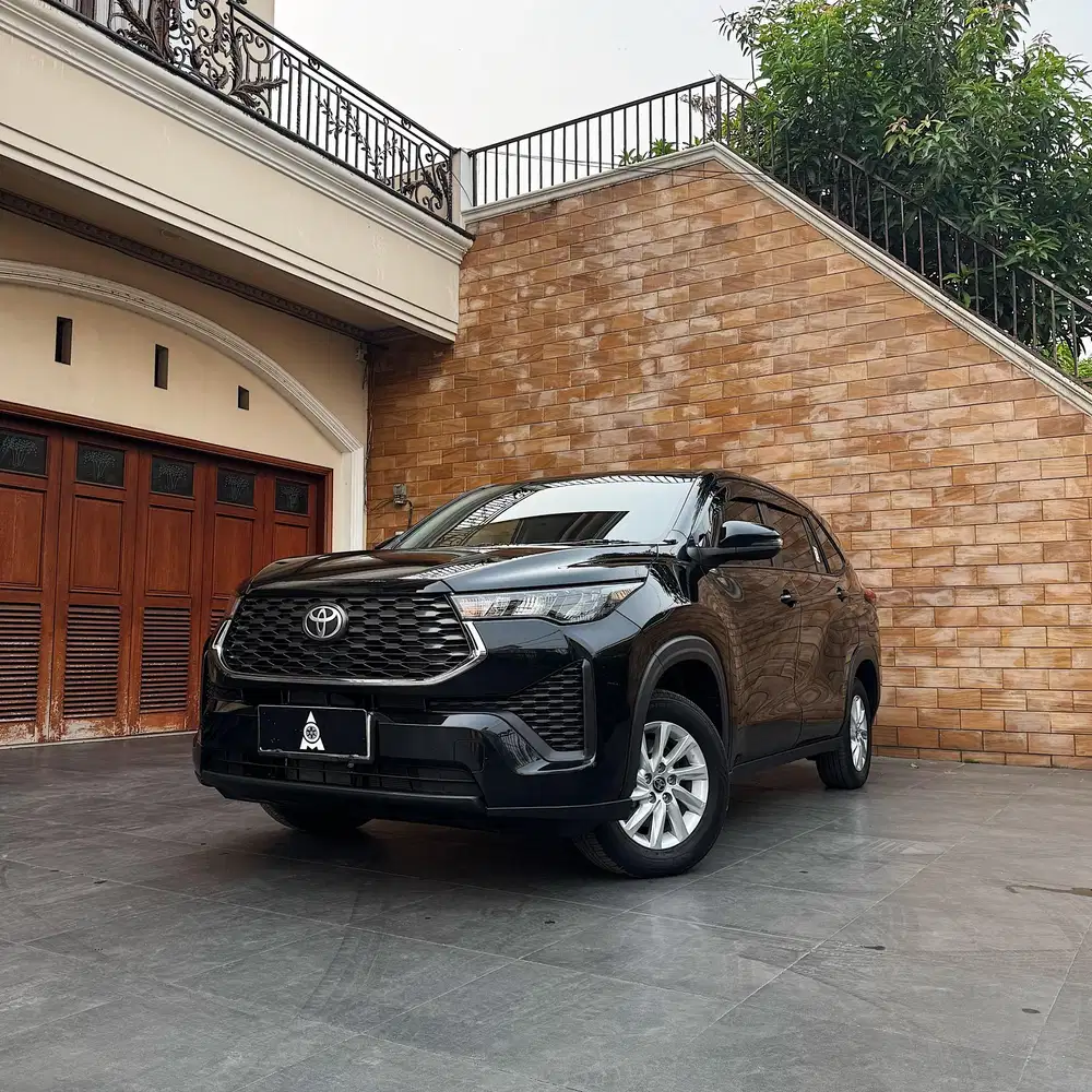 ( Km 27.000 ) 2023 Toyota Kijang Innova Zenix 2.0 G Bensin A/T